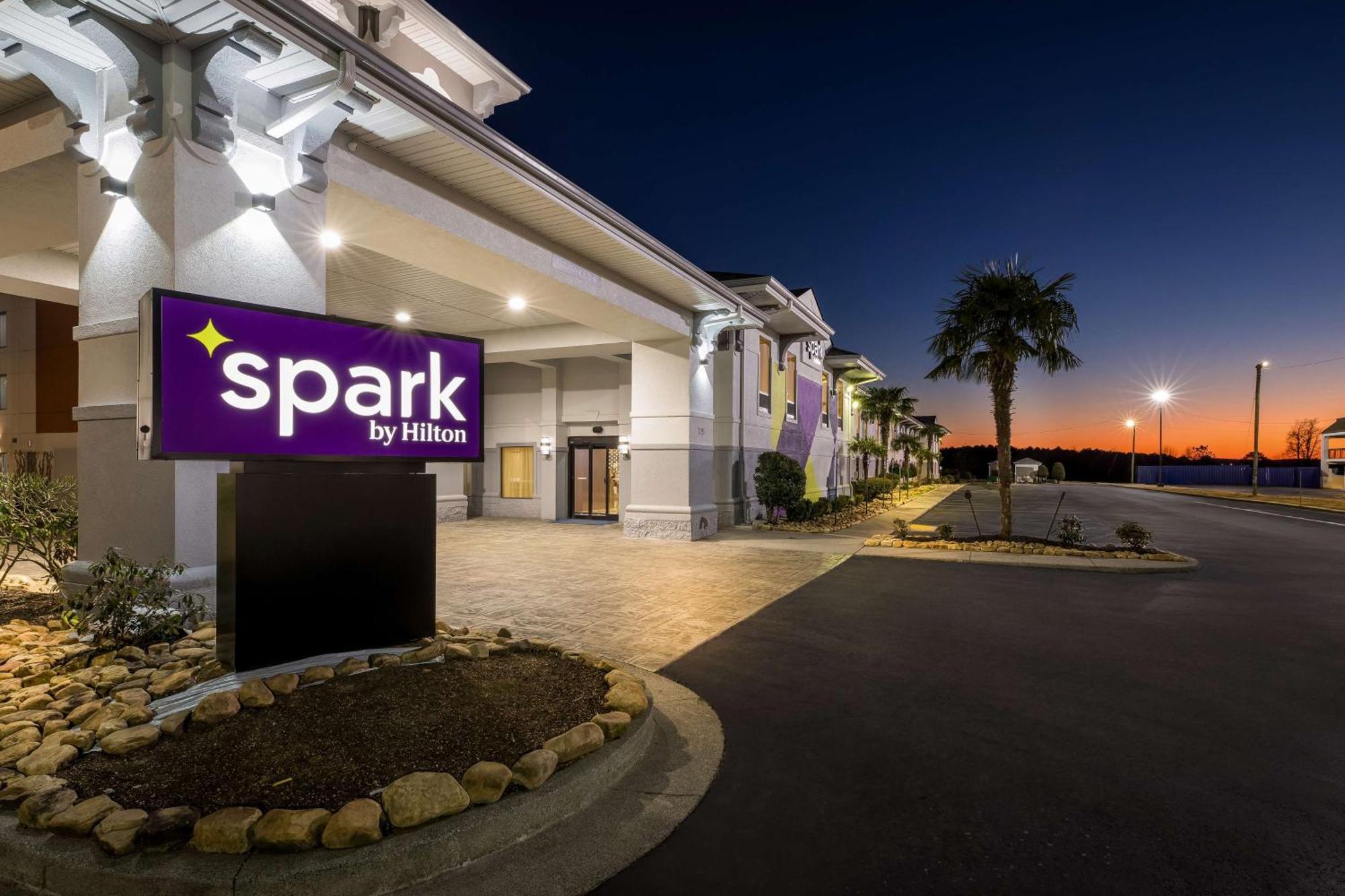 Spark By Hilton Calhoun Exteriér fotografie
